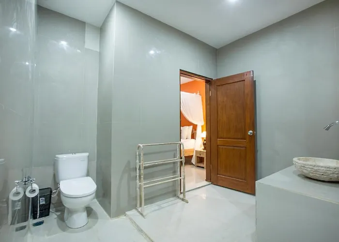 Ubudku 4*