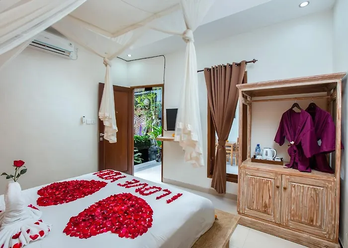 Ubudku 4*